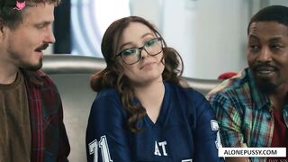 leana lovings game day.mp4