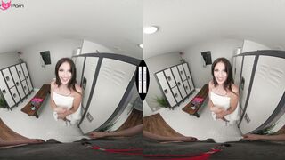 Aubree Valentine agrees to pay off her gym fees with her mouth and cunt