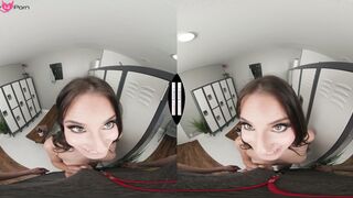 Aubree Valentine agrees to pay off her gym fees with her mouth and cunt