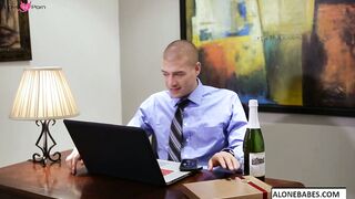 abella danger deep in her pussy and asshole