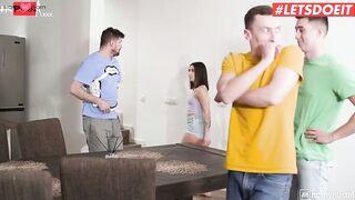 2 Guests Got Lucky When Sexually Frustrated Gf Goes Hunting For Penis
