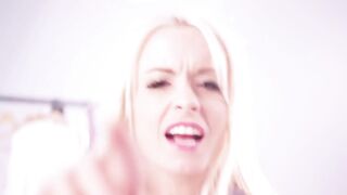 Mia Julia - Nackt is Geil