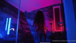 Late night shower Poonam Pandey latest scene 2021