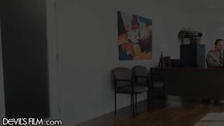 Beauty New Performer Fucks An Agent During Interview For New