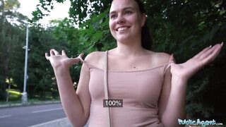 Outdoors Agent Kiara Flow shows of her Hot huge legs