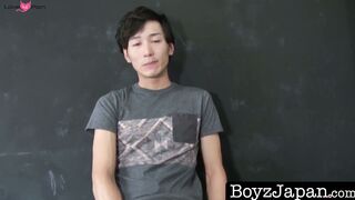 BoyzJapan.com - Skinny Asian twinks screwing till jizz spraying time