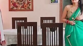 Sasur ne tuntun ko rang lagaya
