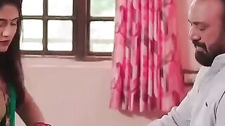 Sasur ne tuntun ko rang lagaya