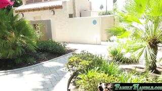 FamilyHandle.com - Richie pummels Dolly Leigh's pussy like a jackhammer