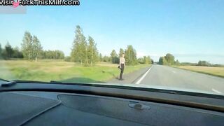 Hot bitch hitchhikes in tight leggings, shows tits and ass and pays for the ride with