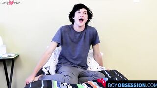 BoyObsession.com - Justin Cummings stuffs his asshole with a dildo on cam