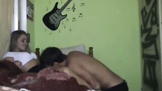 Linda Mujer: European Webcam Kissing Pussy