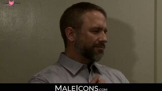 MaleIcons.com - Dirk Caber's daddy instincts ignited by fucking hot JD Phoenix