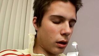 Gorgeous David received a facial after sucking the giant dick of lustful Alan Fisher