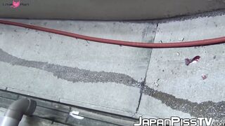 Multiple japanese girls caught on camera pissing in alley