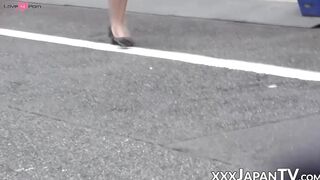 Japanese women in high heels are a subject of sharking