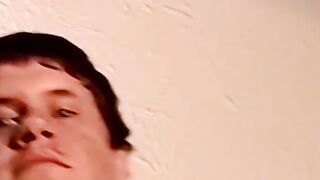 Gay amateur enjoys his free time by masturbating hard
