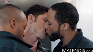 MaleNoir.com - Rich white bottom double penetrated by two black hunky plumbers BBCs