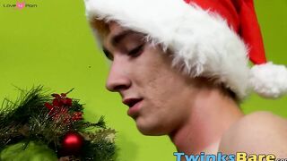 Twinks cock sucked before getting his ass plowed bareback