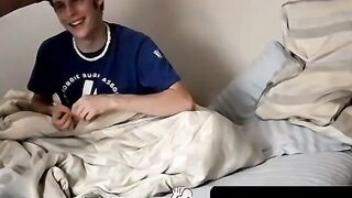 ToesXXX.com - Twink foot worship freaky play in the tub and bed