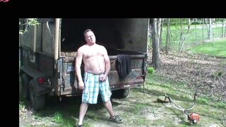 Daddy Mugs Yard Work Yank