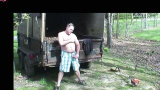 Daddy Mugs Yard Work Yank
