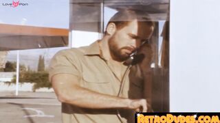 RetroDudes.com - Butt buddies enjoy steamy bareback sex with big cumshot