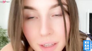 Rubbing My Creamy Pussy Before Breakfast