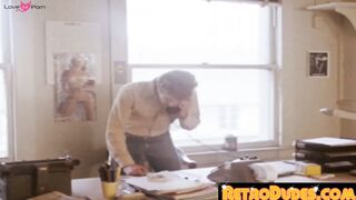 RetroDudes.com - Retro gay dude spreads legs for an amazing ass banging