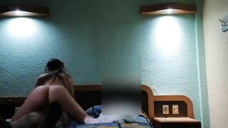 prostituta mexicana se deja grabar cogiendo