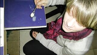 Slaves must be fed with cum!
