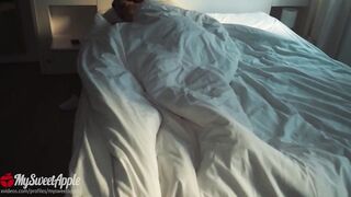 I banged my step sister and inside bed