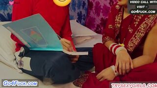 Akeli Sexy Sauteli Maa Ko Bete Bedroom Chudai Kari