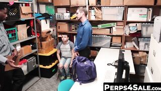 Sweet delinquents dad sucks officers BBC for sons freedom