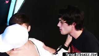 TwinkStrokes.com - Amateur twinks enjoy hot butt fucking in steamy threesome
