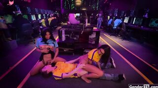 Trans Avery Lust sucking during esports