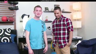 Skyler Fox Tops Jaden Bentley