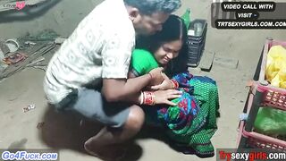 Desi Village Mosi Ki Chudai kar Ghar Me Bhen ke ladke ne