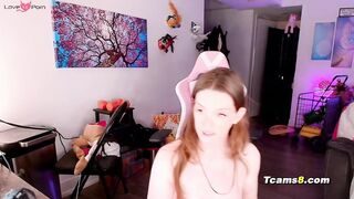 Gorgeous Ts-girl moans loudly while jerking