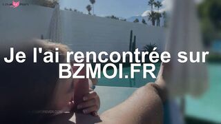 La fellation au bord de la piscine a meilleur gout