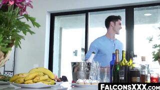 FalconsXXX.com - Gay hunks enjoy mutual rimming before engaging in raw anal sex