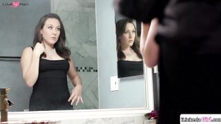 Stepmom using strap on on stepdaughter