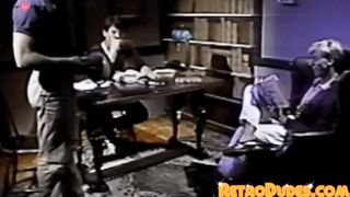 RetroDudes.com - Nerdy college students blow each other in the library