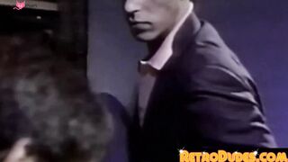 RetroDudes.com - Nerdy college students blow each other in the library