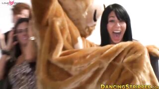 Voyeur ladies watch clothed chicks giving strippers blowjobs