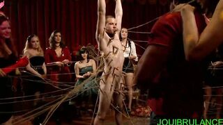 JOUIBRULANCE est puni de jouir en baisant des jeunes femmes étudiantes