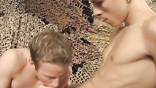 Tattooed handsome Jason Raze mutually jerks dick with twink