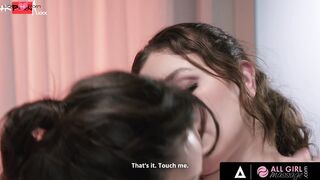 ALL BIMBOS GRIND - Erotic VR Strokes Turns Inside Steamy Scissoring Fun Betwen 2 Bombshell Lesbo