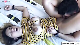 stunning babe with a perfect ass gets treated to a deep fucking