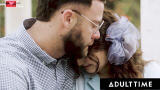 ADULT TIME - BIRTH: Pregnant Casey Calvert Water Breaks Catching Her boyfriend Fucking Leana Lovings! PART3